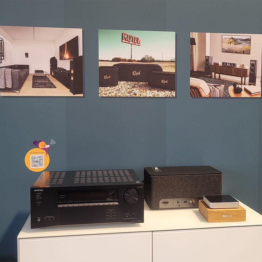 Messebild novis Stand an der Home & Professional 24 - Eve Play und Onkyo