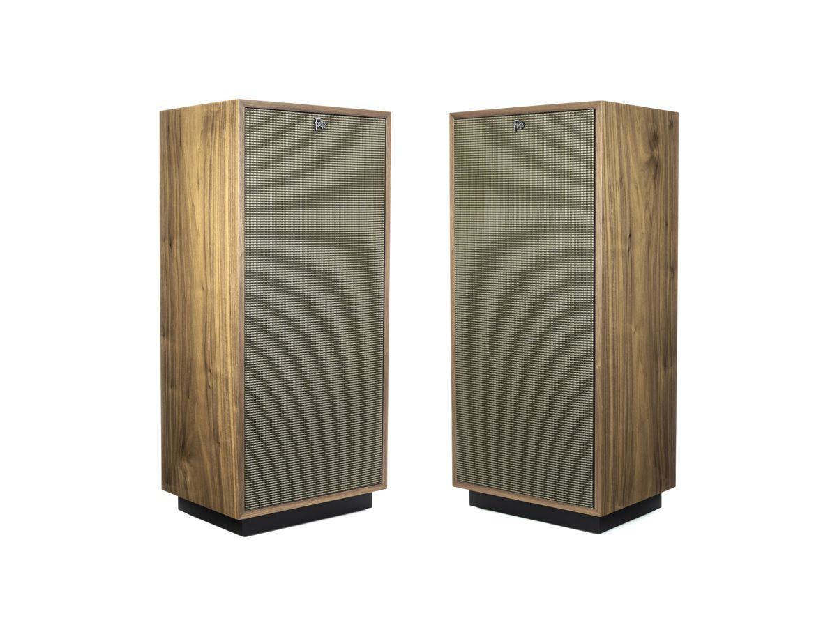 Forte IV - American Walnut