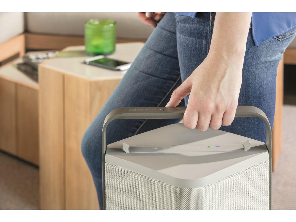 P9, tan - Outdoor Bluetooth Speaker