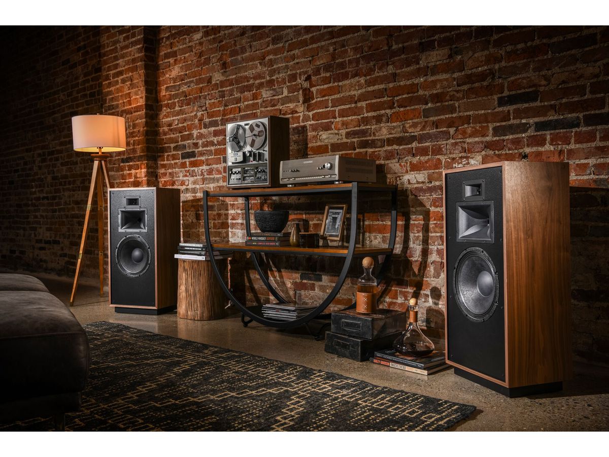 Forte IV - American Walnut