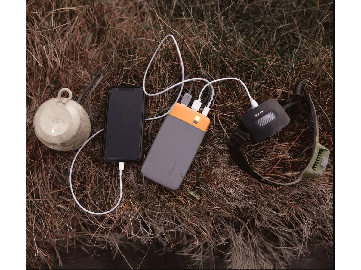 Charge PD 40 - Fast charging Powerbank mit 10000 mAh