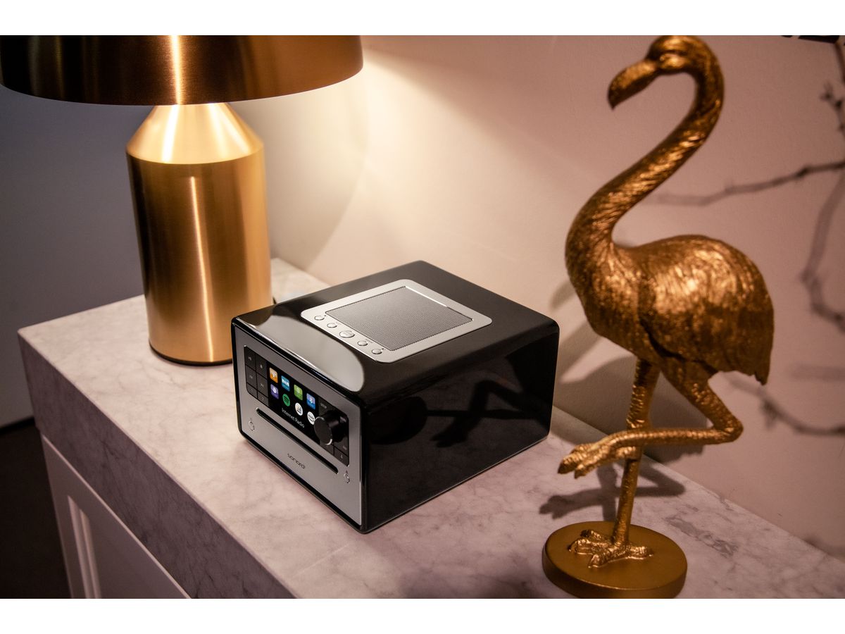 ELITE, schwarz, glanz, Front silber - Demogerät ab Showroom Uster