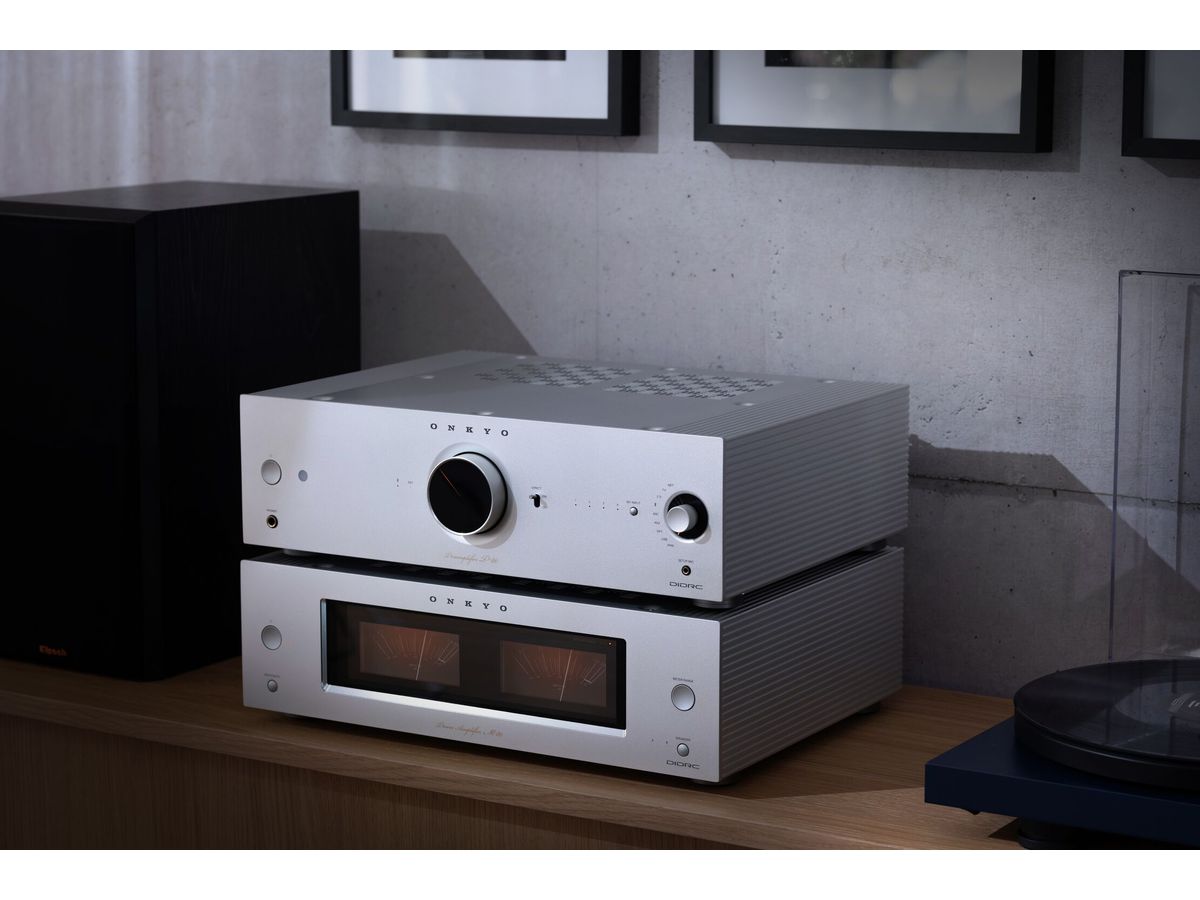 P80S - Network Pre-Amplifier, argent