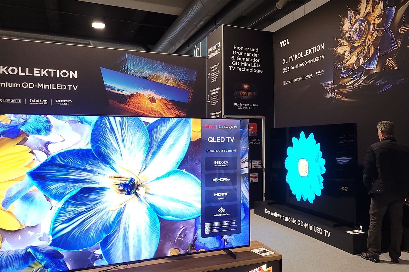 Messebild novis Stand an der Home & Professional 24 - TCL_Stand
