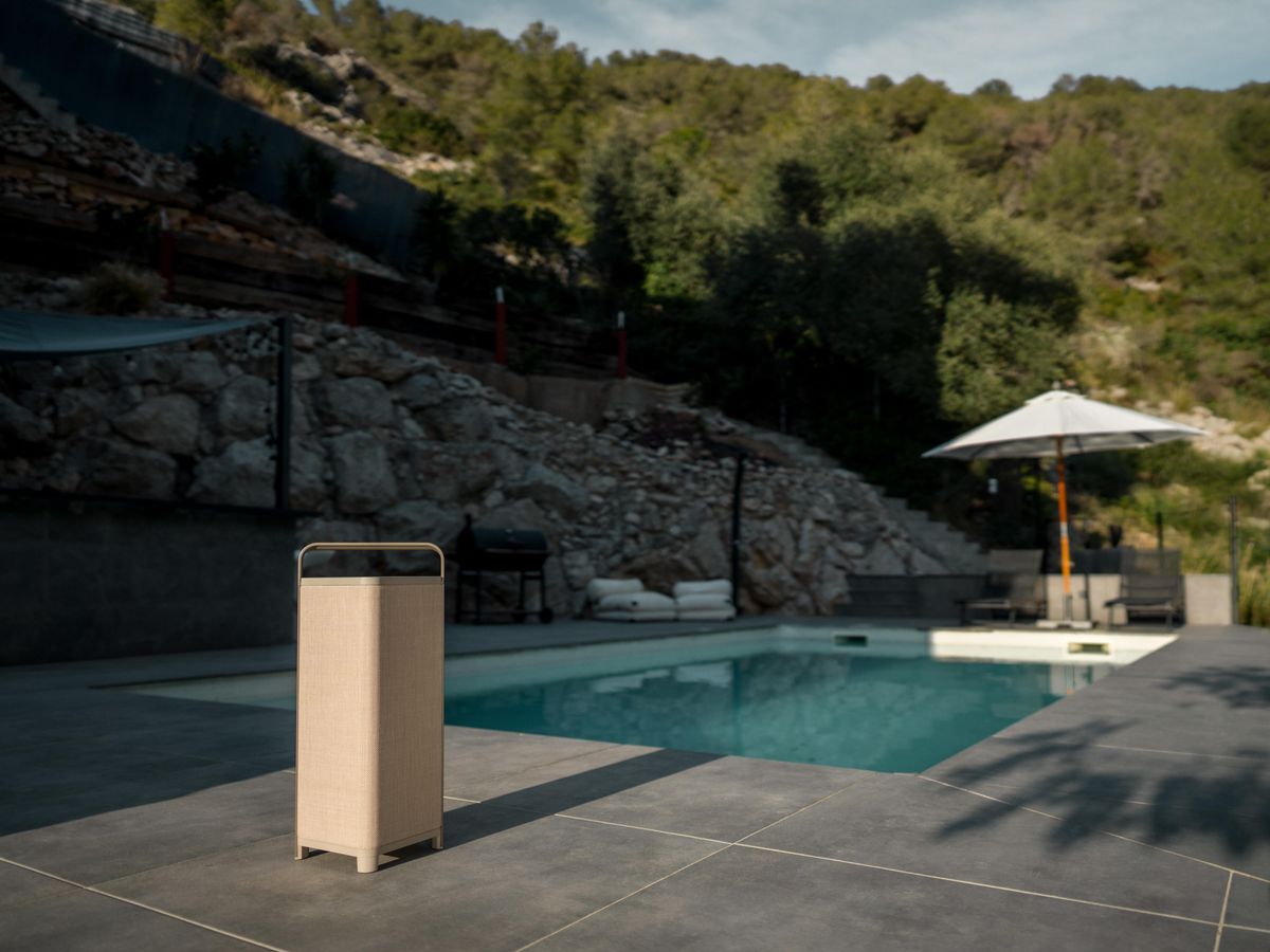 P6 Air, tan - Outdoor Bluetooth Speaker