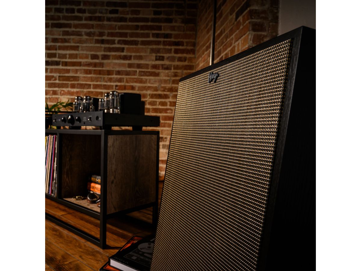 Heresy IV - satin black ash